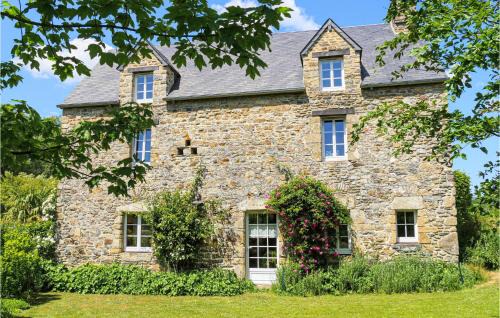 Monthuchon House | 4 Bedroom Cozy Home In Monthuchon
