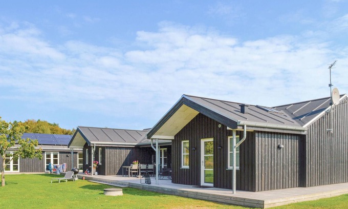 Nordost House | 4 bedroom cozy home in Sæby