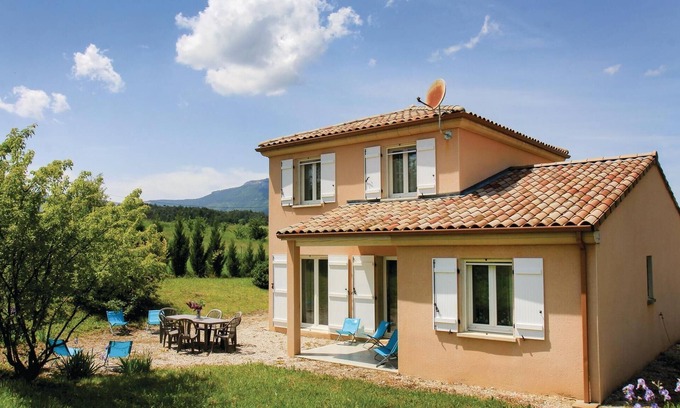 Saint-Roman House | 4 bedroom gorgeous home in Saint Roman