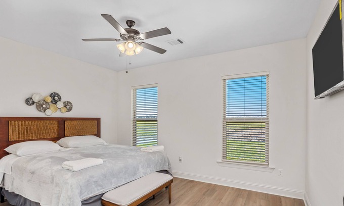 Lake Charles House | 4 bedroom home in Iowa, LA 7950 LT