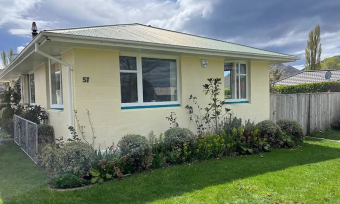 Otematata House | 4 Bedroom House on Rata