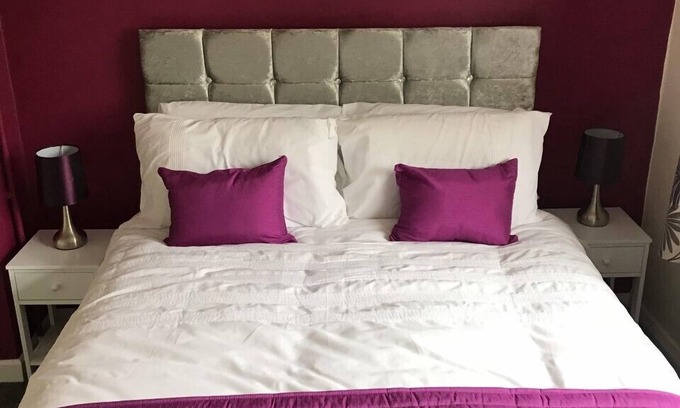 Chelmsford House | 4 Bedroom House - The Avenues