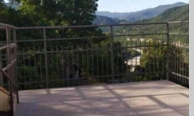 Valmozzola House | 4 Bedroom Private vacation home in Valmozzola Station