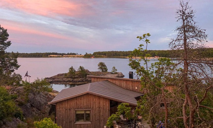 Grimstad House | 4 bedroom lovely home in Fevik