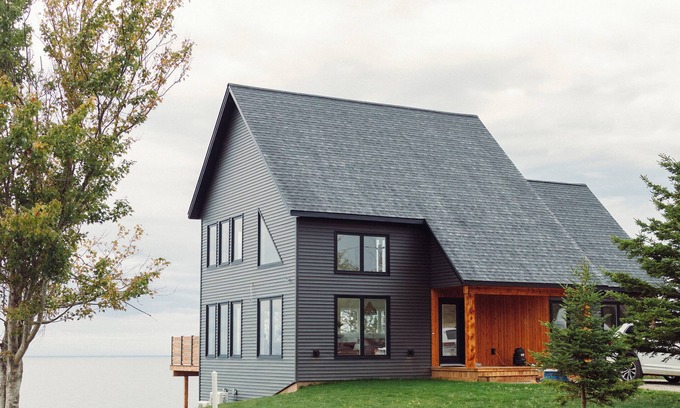 Rice Point Cottage | 4 bedroom luxury waterfront cottage with hot tub