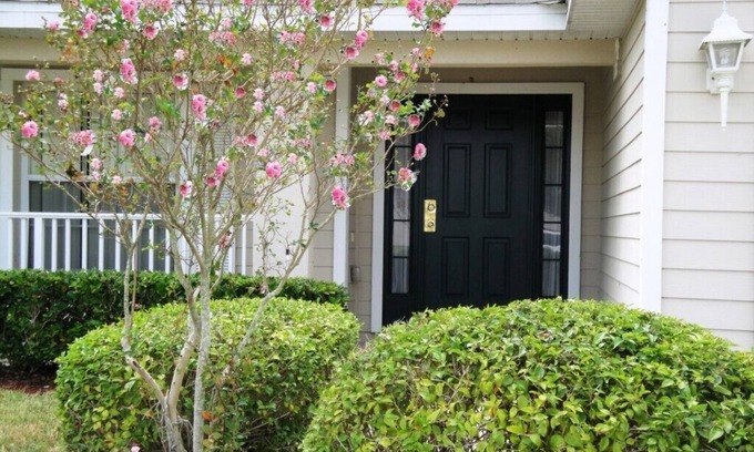 Kissimmee House | 4 bedroom pool home with conservation view on gated golf community of Remington