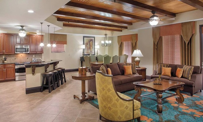 Lake Buena Vista Condo | 4 Bedroom Presidential Condo, Sleeps 12, on Disney Property, Bonnet Creek Resort