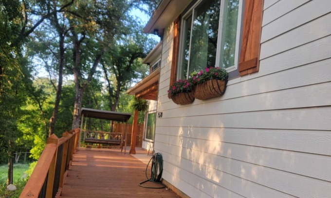 Oakhurst House | 4 bedroom private vacation home in Fort Worth