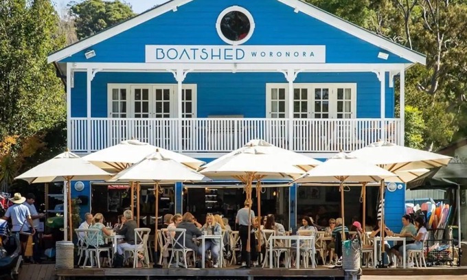 Woronora Apartment | 4 bedroom riverfront unit above The Boatshed Café.