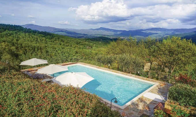 Porrena House | 4 bedroom stunning home in Poppi