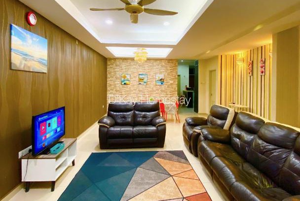 Bandar Sri Sendayan House | 4 Bedrooms Homestay with Fully Aircond in Sendayan by D'KAY