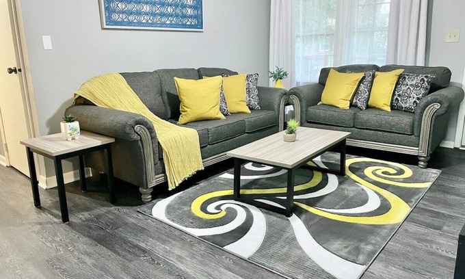 Acton House | 4 Bedrooms, Newly Remodeled, Quiet Neighborhood!