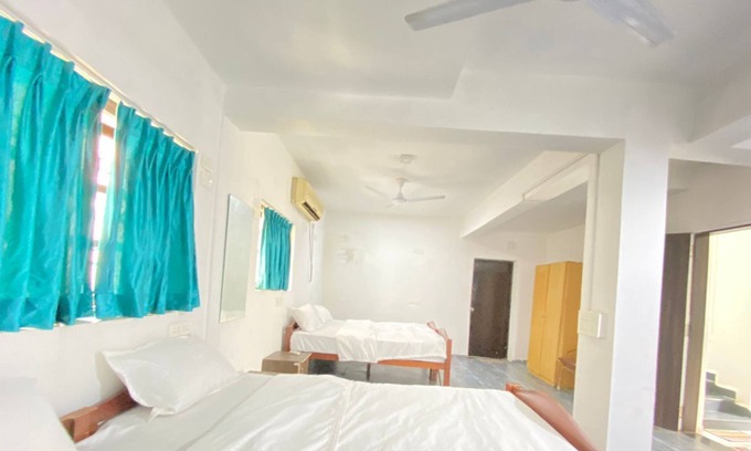 Saunta Vaddo Villa | 4 bedrooms villa situated near baga beach, beach distance is 500 mtrs