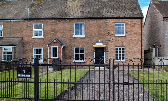 Arlingham Cottage | 4 Greenhaye Cottages - UK31236
