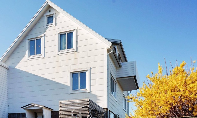 Kungshamn House | 4 person holiday home in KUNGSHAMN-By Traum