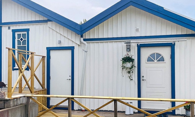 Branno House | 4 person holiday home in BRäNNö