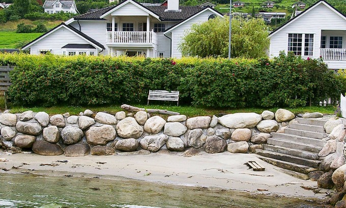 Leikanger Municipality Apartment | 4 person holiday home in Leikanger-By Traum