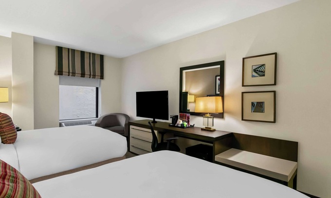 Downtown Baltimore House | 4 Pet-Friendly Rooms | Near Baltimore Museum of Art and National Aquarium