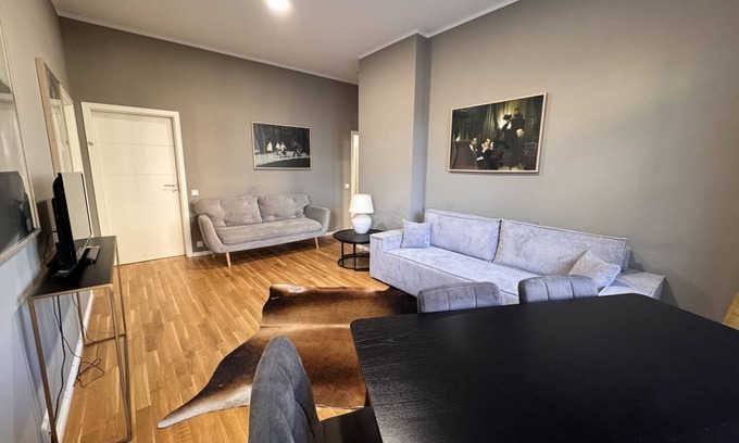 Eutritzsch Apartment | 4-Room Apartment (L3/L4) – Newly Renovated and Quie