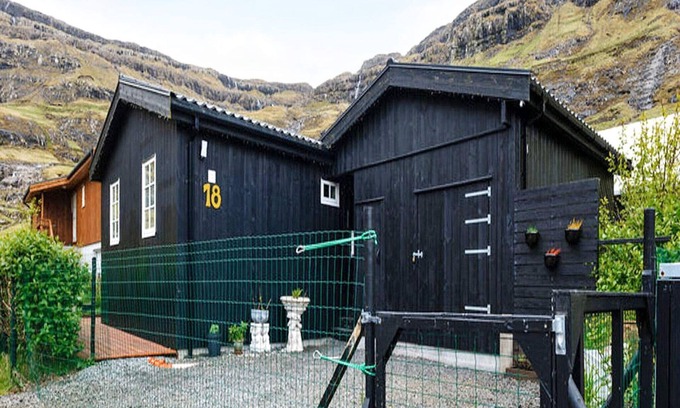 Streymoy House | 4 star holiday home in Tjørnuvík