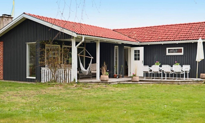 Frosakull House | 4 star holiday home in Halmstad