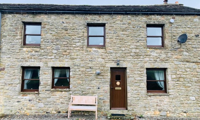 Fremington House | 4 Swallowholm Cottage