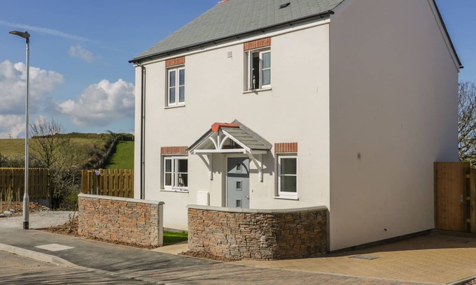 Treknow Cottage | 4 TRERAMMET CRESCENT, family friendly, with a garden in Tintagel