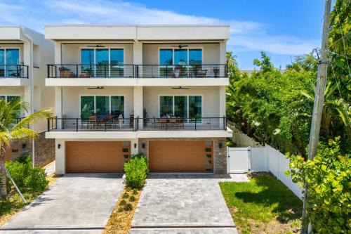 Indialantic By The Sea Villa | 40 8th Avenue