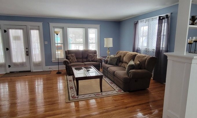 Owosso House | 413 Finley Carriage