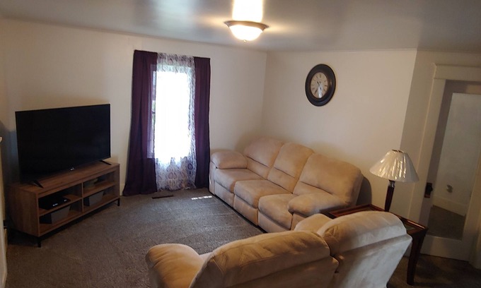 Owosso House | 415 Finley Carriage House