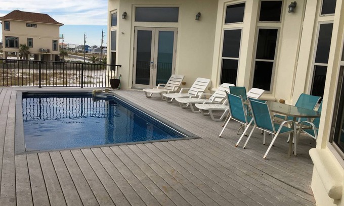 Navarre Beach House | 419 m² House ∙ 6 bedrooms ∙ 20 guests