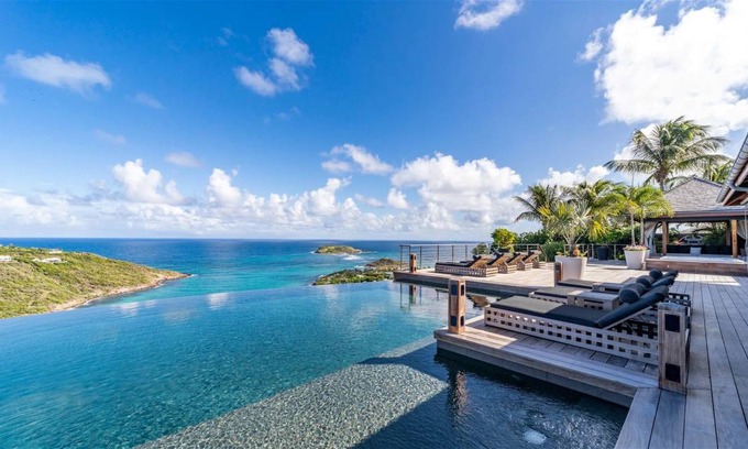 Grand Cul-de-Sac Villa | 420 m² Villa ∙ 6 bedrooms ∙ 12 guests