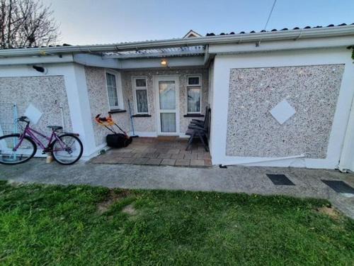 Sutton Cross House | 44 Clonshaugh Crescent