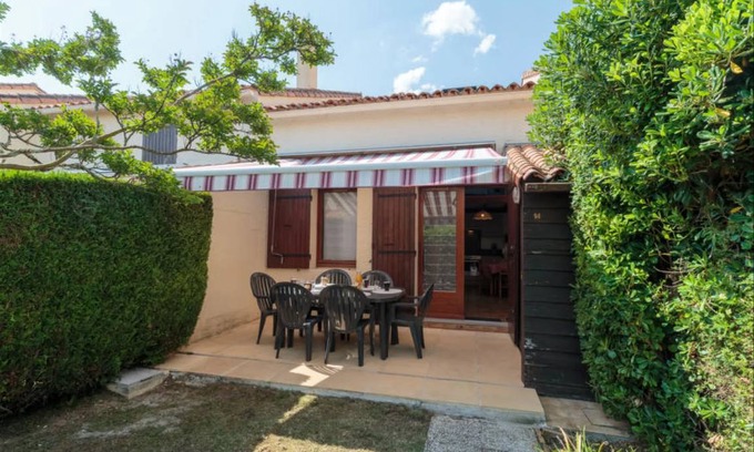 Vaux-sur-Mer Apartment | 44 m² Apartment ∙ 1 bedroom ∙ 5 guests