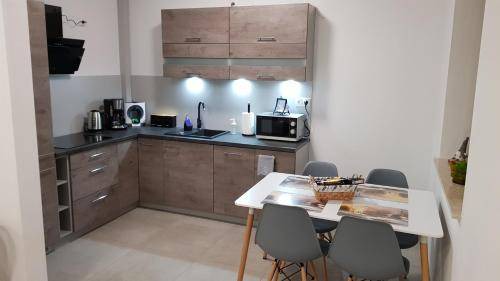 Rybnik Apartment | 44 m² Apartment ∙ 1 bedroom ∙ 5 guests