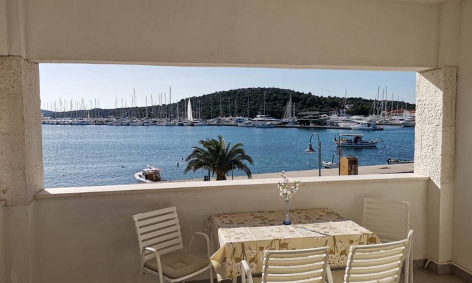 Rogoznica Apartment | 45 m² Apartment ∙ 1 bedroom ∙ 3 guests