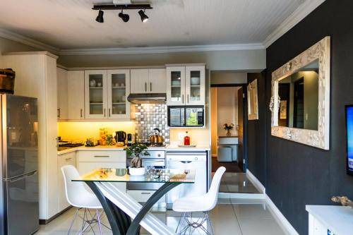 Sandbaai Apartment | 45 m² Apartment ∙ 1 bedroom ∙ 2 guests