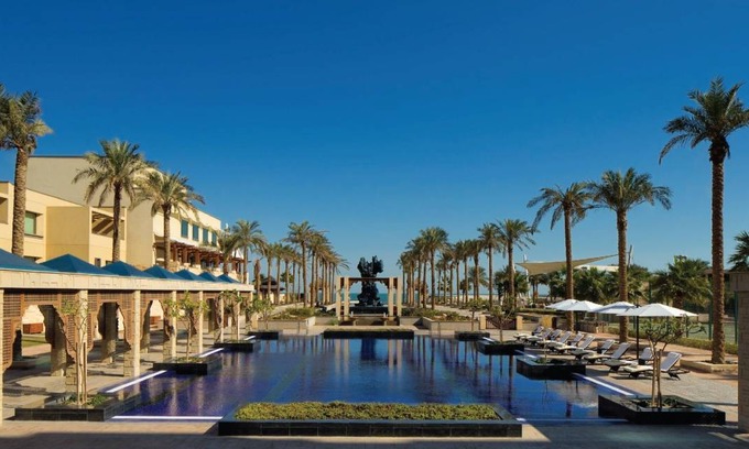 Messilah Hotel | 450 m² Hotel ∙ 5 bedrooms ∙ 127 guests