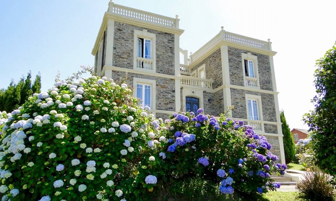 Pinera Villa | 458 m² Villa ∙ 8 bedrooms ∙ 16 guests