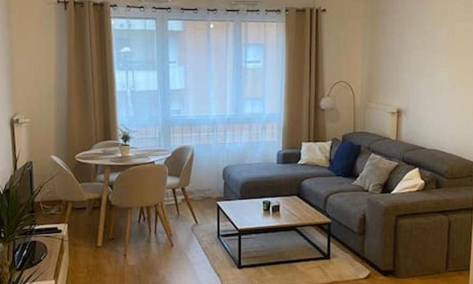 Guyancourt Apartment | 47 m² Apartment ∙ 1 bedroom ∙ 4 guests