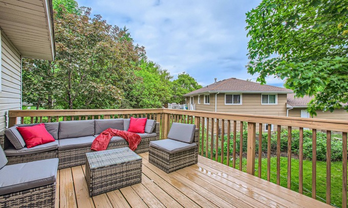 Ramsey House | 4bd Central Location: Patio - Games - Gym