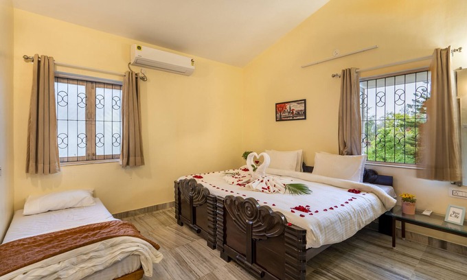 Tungarli Villa | 4bhk with private pool fully air-condition