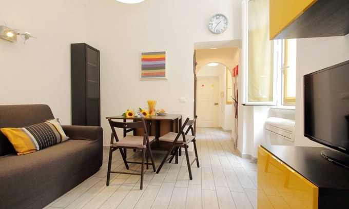 Rione XIV Borgo Apartment | 4BNB - Ombrellari 4 - One Bedroom Apartment, Sleeps 4