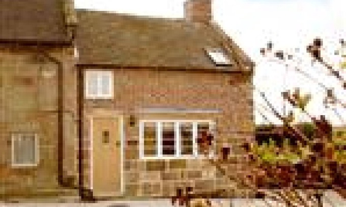 Ellastone Cottage | 5* award winning cottage in Ellastone, Ashbourne, near to Alton Towers