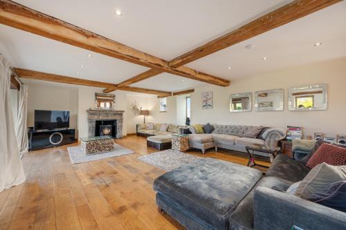 Ripley House | 5-Bed Country Retreat in Harrogate with Hot Tub
