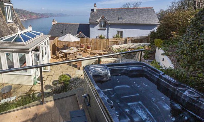Babbacombe House | 5 Bed - Foxes Walk