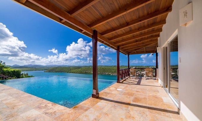 Freetown Villa | 5 Bed Luxury Villa with Private Pool, Beach Access, Outdoor BBQ & STUNNING VIEWS
