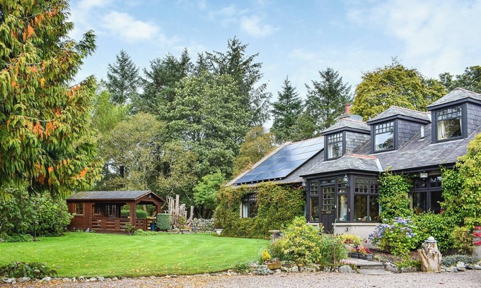 Netherley Cottage | 5 bedroom accommodation in Stonehaven