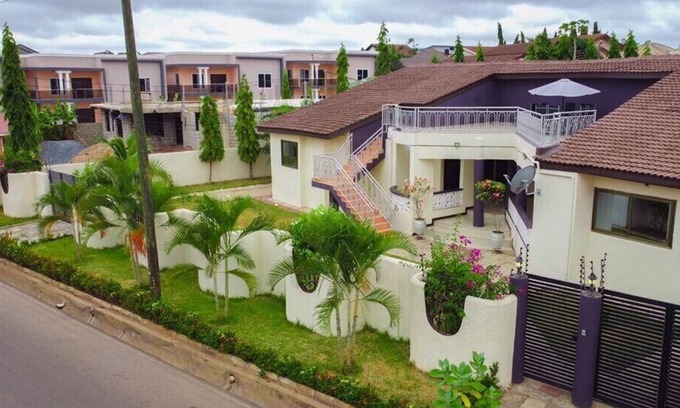 East Legon House | 5 Bedroom Apartment in Ghana, Accra, East Legon, Adjiringanor