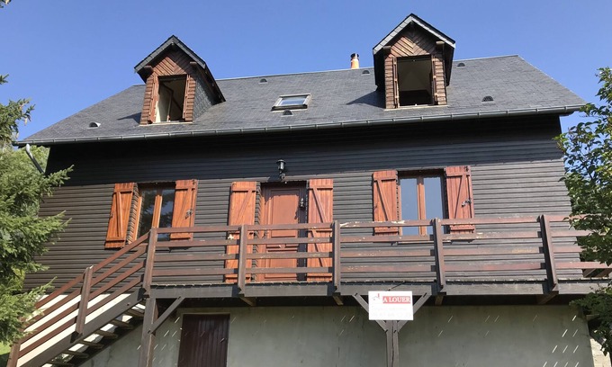 Murat-le-Quaire House | 5-bedroom chalet - sleeps 16